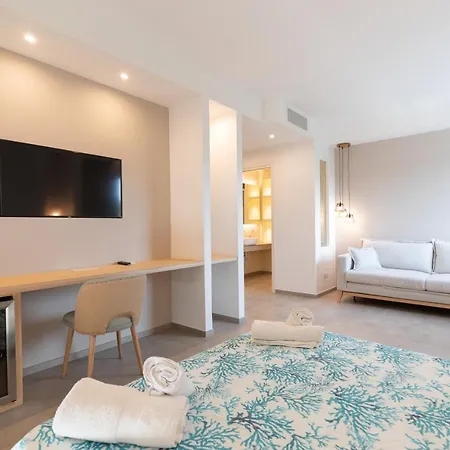 Molo Brin Rooms&suites