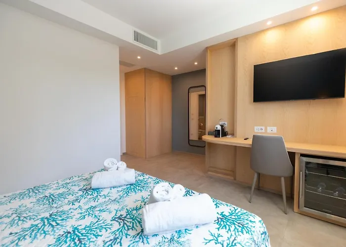 Molo Brin Rooms&suites 3*