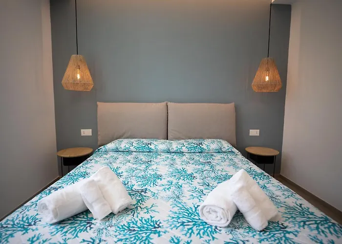 Affittacamere Molo Brin Rooms&suites