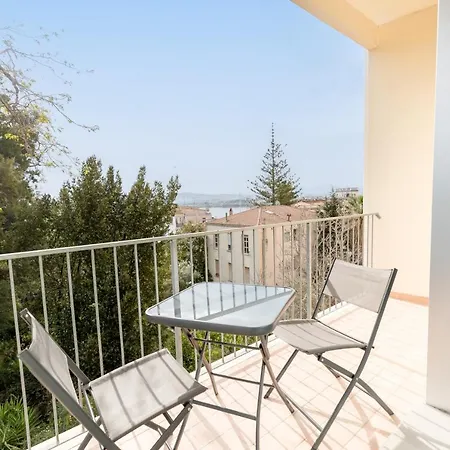 Molo Brin Rooms&suites